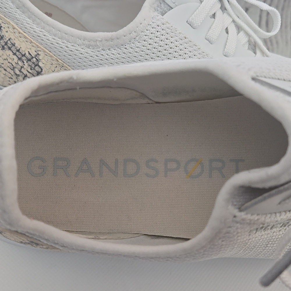 Cole hann grand sport journey sneaker White snakeskin silver size 9 women's - Picture 8 of 13